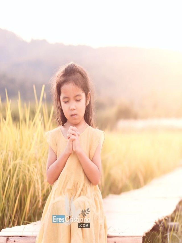 Arriba 100+ Foto imagenes de niños orando a dios Cena hermosa